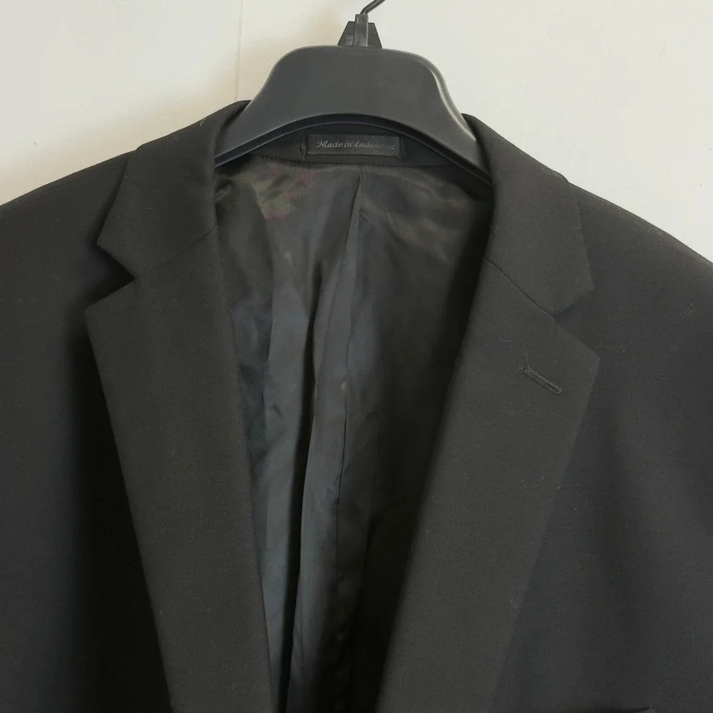 Calvin Klein Mens 50R Black Wool Suit Jacket Blazer Formal Classic fit 2 Button